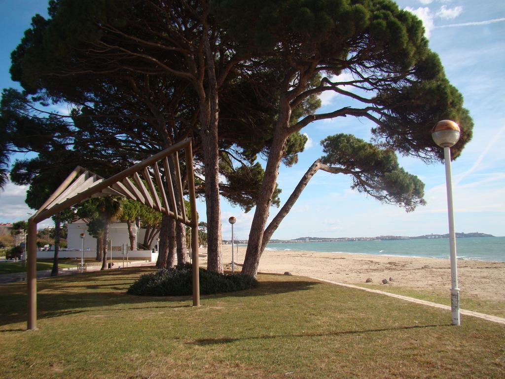 Apartamento Playa Esquirol Cambrils Exterior foto